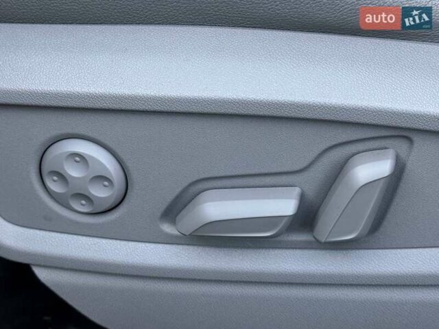 Сірий Ауді Ку 5, об'ємом двигуна 3 л та пробігом 174 тис. км за 40800 $, фото 15 на Automoto.ua