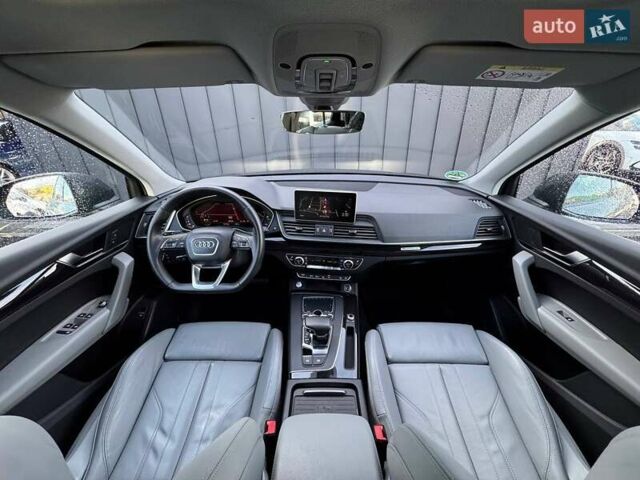Сірий Ауді Ку 5, об'ємом двигуна 3 л та пробігом 174 тис. км за 40800 $, фото 16 на Automoto.ua