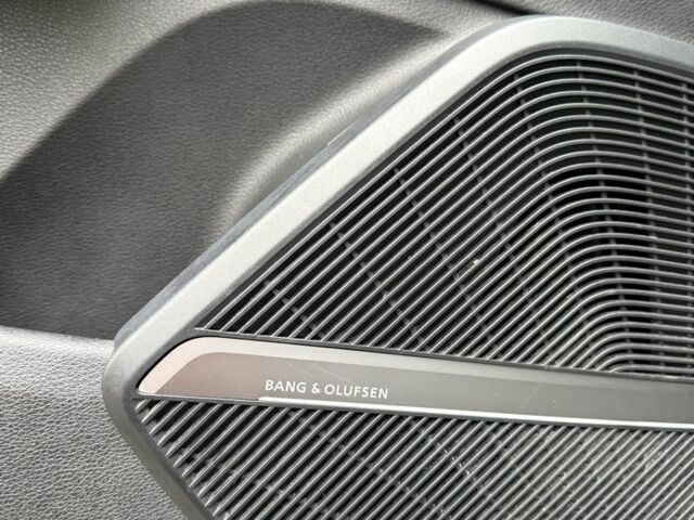 Сірий Ауді Ку 5, об'ємом двигуна 2 л та пробігом 148 тис. км за 24950 $, фото 19 на Automoto.ua