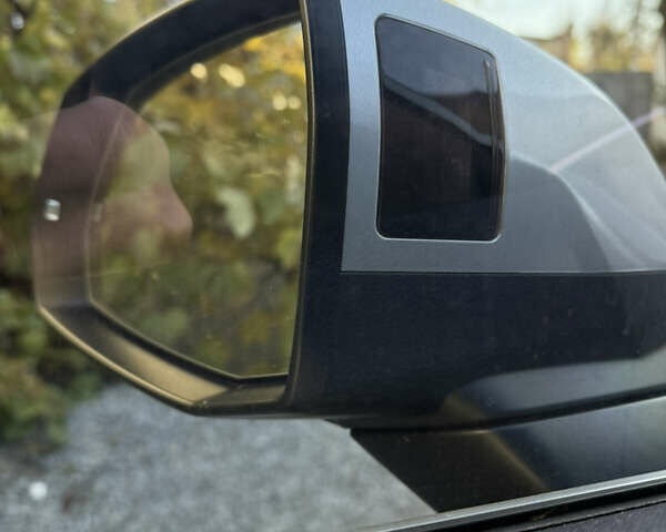 Сірий Ауді Ку 5, об'ємом двигуна 2 л та пробігом 148 тис. км за 20550 $, фото 23 на Automoto.ua