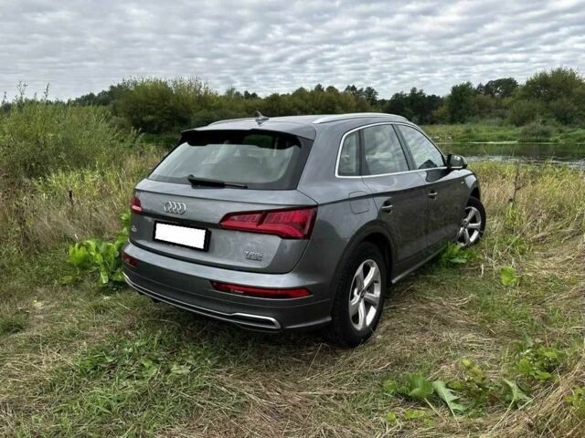 Сірий Ауді Ку 5, об'ємом двигуна 2 л та пробігом 91 тис. км за 12300 $, фото 9 на Automoto.ua