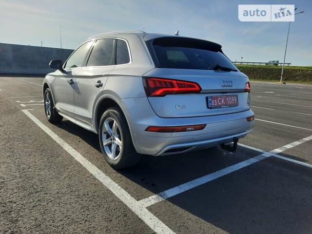 Серый Ауди Ку 5, объемом двигателя 2 л и пробегом 140 тыс. км за 30800 $, фото 4 на Automoto.ua