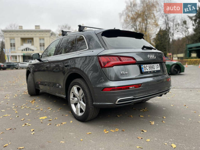 Серый Ауди Ку 5, объемом двигателя 1.97 л и пробегом 125 тыс. км за 35000 $, фото 3 на Automoto.ua