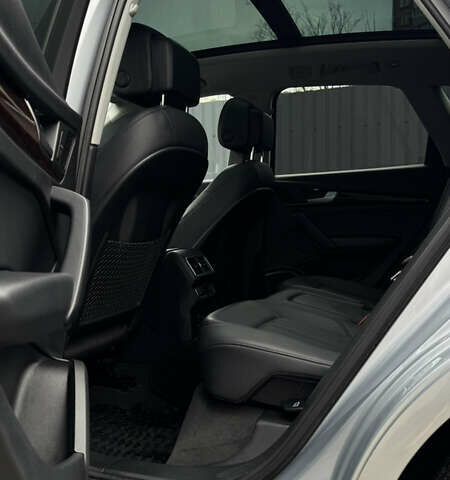 Серый Ауди Ку 5, объемом двигателя 1.98 л и пробегом 84 тыс. км за 29500 $, фото 11 на Automoto.ua