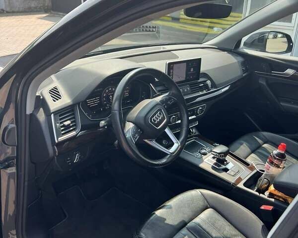 Серый Ауди Ку 5, объемом двигателя 1.98 л и пробегом 118 тыс. км за 24950 $, фото 8 на Automoto.ua