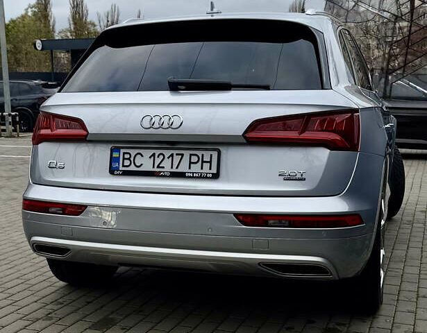 Сірий Ауді Ку 5, об'ємом двигуна 1.99 л та пробігом 84 тис. км за 31000 $, фото 31 на Automoto.ua