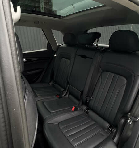 Сірий Ауді Ку 5, об'ємом двигуна 1.99 л та пробігом 84 тис. км за 31000 $, фото 8 на Automoto.ua