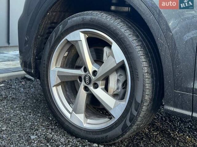 Сірий Ауді Ку 5, об'ємом двигуна 3 л та пробігом 174 тис. км за 40800 $, фото 11 на Automoto.ua