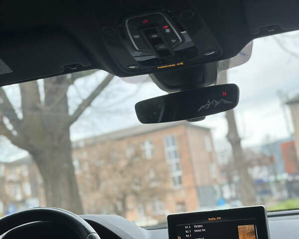 Серый Ауди Ку 5, объемом двигателя 1.98 л и пробегом 139 тыс. км за 24900 $, фото 13 на Automoto.ua