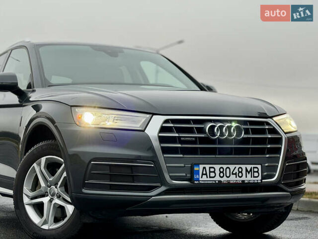 Сірий Ауді Ку 5, об'ємом двигуна 2 л та пробігом 136 тис. км за 24999 $, фото 10 на Automoto.ua