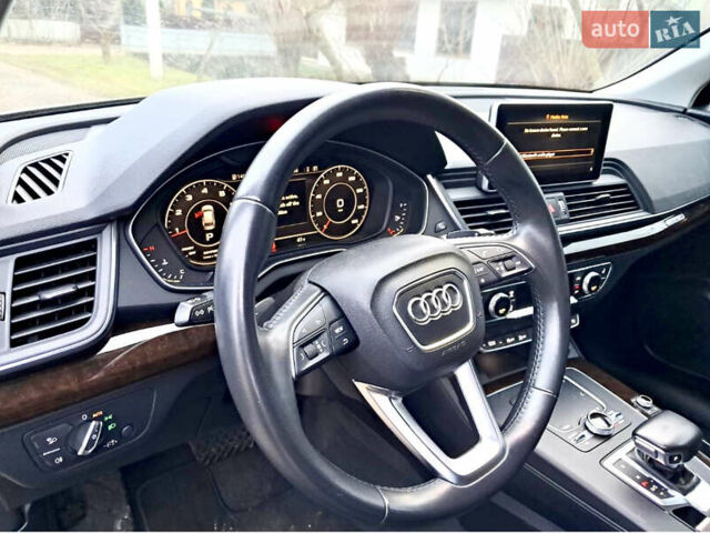 Сірий Ауді Ку 5, об'ємом двигуна 1.98 л та пробігом 147 тис. км за 24900 $, фото 1 на Automoto.ua