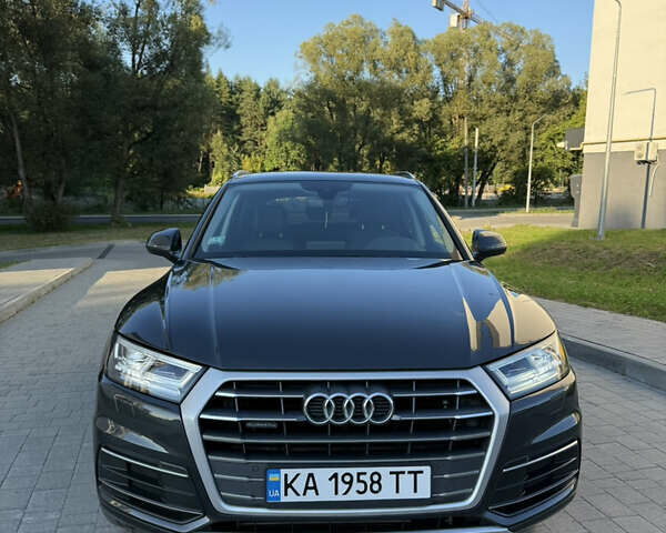 Сірий Ауді Ку 5, об'ємом двигуна 1.98 л та пробігом 169 тис. км за 22300 $, фото 23 на Automoto.ua