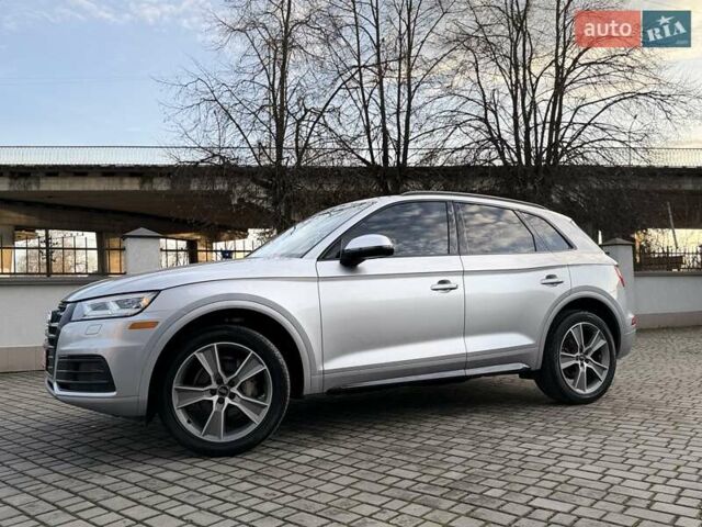 Сірий Ауді Ку 5, об'ємом двигуна 1.98 л та пробігом 129 тис. км за 25000 $, фото 2 на Automoto.ua