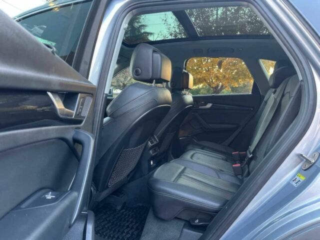 Серый Ауди Ку 5, объемом двигателя 2 л и пробегом 38 тыс. км за 14500 $, фото 11 на Automoto.ua