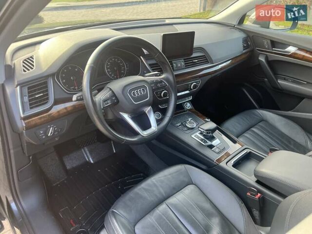 Серый Ауди Ку 5, объемом двигателя 2 л и пробегом 250 тыс. км за 18900 $, фото 11 на Automoto.ua