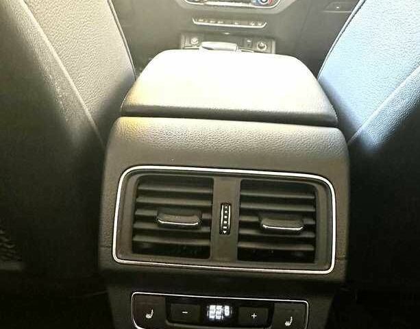 Сірий Ауді Ку 5, об'ємом двигуна 0 л та пробігом 96 тис. км за 14200 $, фото 16 на Automoto.ua