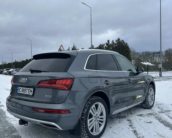 Сірий Ауді Ку 5, об'ємом двигуна 1.99 л та пробігом 80 тис. км за 31500 $, фото 2 на Automoto.ua