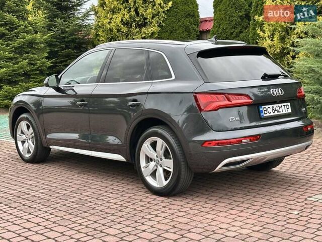 Сірий Ауді Ку 5, об'ємом двигуна 1.98 л та пробігом 72 тис. км за 29900 $, фото 4 на Automoto.ua