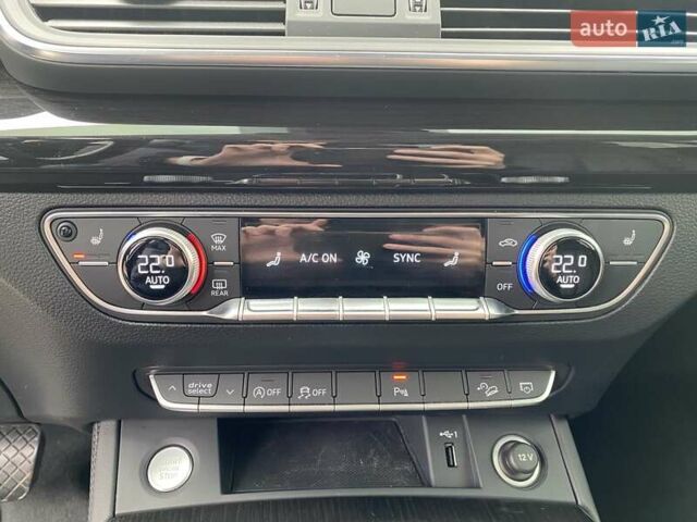 Сірий Ауді Ку 5, об'ємом двигуна 1.98 л та пробігом 84 тис. км за 27900 $, фото 17 на Automoto.ua