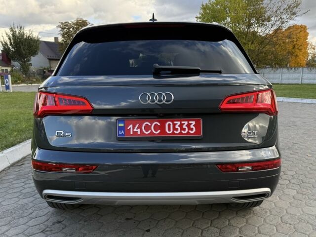 Сірий Ауді Ку 5, об'ємом двигуна 2 л та пробігом 220 тис. км за 21000 $, фото 3 на Automoto.ua