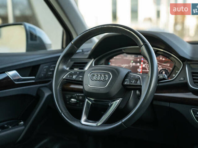 Серый Ауди Ку 5, объемом двигателя 1.98 л и пробегом 127 тыс. км за 27500 $, фото 22 на Automoto.ua