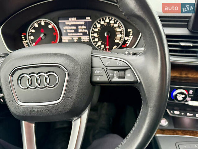 Сірий Ауді Ку 5, об'ємом двигуна 2 л та пробігом 136 тис. км за 24999 $, фото 38 на Automoto.ua