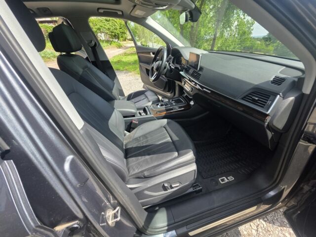 Серый Ауди Ку 5, объемом двигателя 2 л и пробегом 91 тыс. км за 30300 $, фото 12 на Automoto.ua