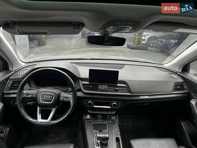 Сірий Ауді Ку 5, об'ємом двигуна 1.98 л та пробігом 129 тис. км за 27700 $, фото 14 на Automoto.ua