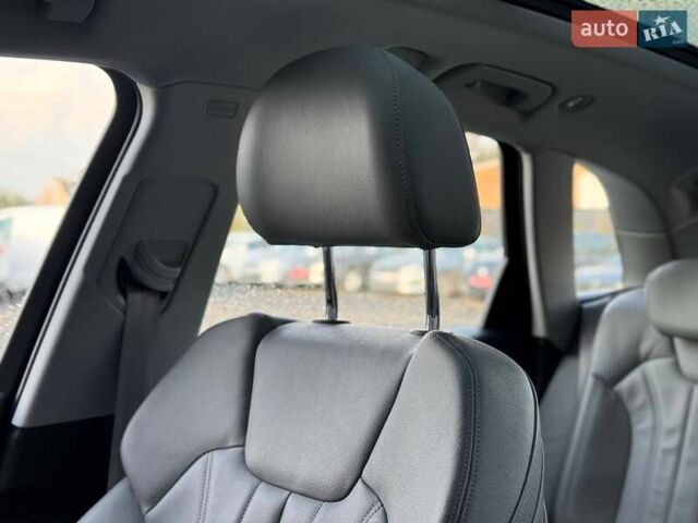 Сірий Ауді Ку 5, об'ємом двигуна 3 л та пробігом 174 тис. км за 40800 $, фото 31 на Automoto.ua