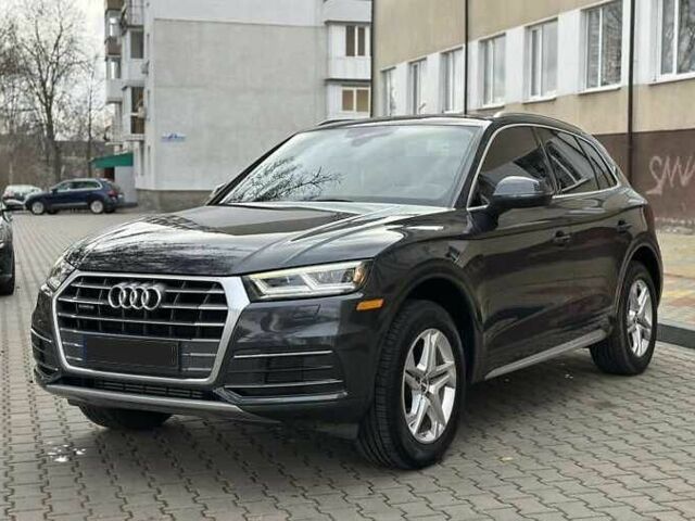 Сірий Ауді Ку 5, об'ємом двигуна 2 л та пробігом 80 тис. км за 19400 $, фото 4 на Automoto.ua