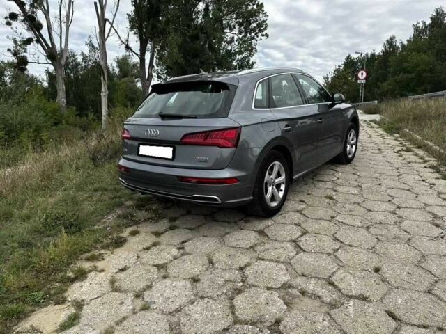 Сірий Ауді Ку 5, об'ємом двигуна 2 л та пробігом 91 тис. км за 12300 $, фото 8 на Automoto.ua