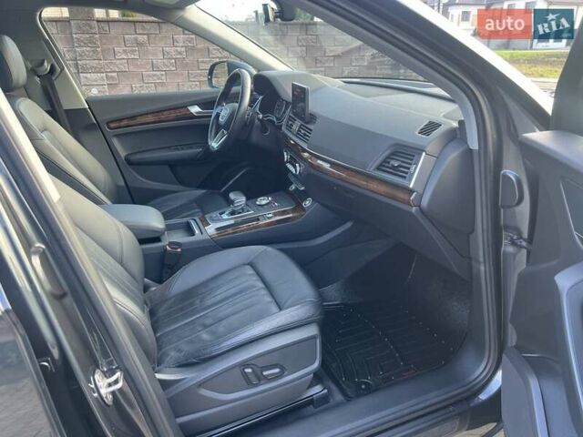 Серый Ауди Ку 5, объемом двигателя 2 л и пробегом 250 тыс. км за 18900 $, фото 14 на Automoto.ua