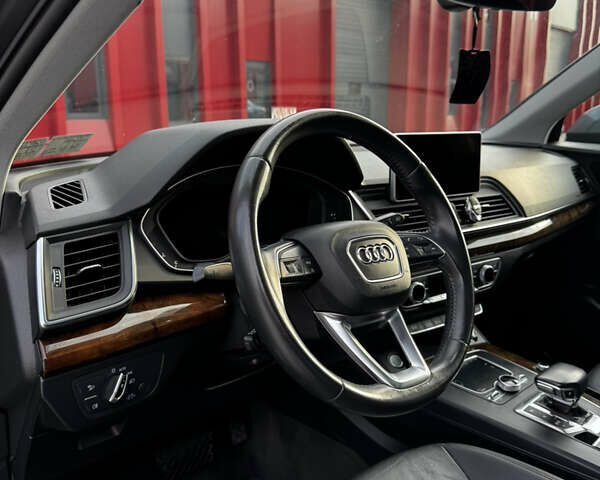 Серый Ауди Ку 5, объемом двигателя 2 л и пробегом 158 тыс. км за 24999 $, фото 12 на Automoto.ua