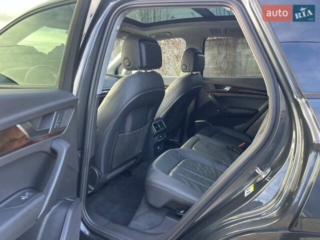 Серый Ауди Ку 5, объемом двигателя 2 л и пробегом 250 тыс. км за 18900 $, фото 13 на Automoto.ua