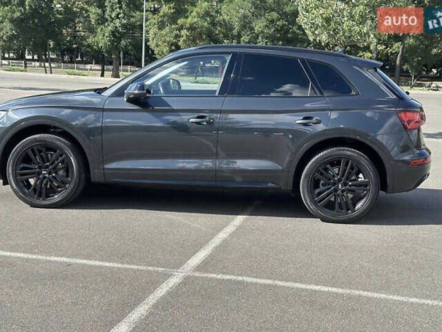 Сірий Ауді Ку 5, об'ємом двигуна 1.98 л та пробігом 121 тис. км за 24200 $, фото 5 на Automoto.ua