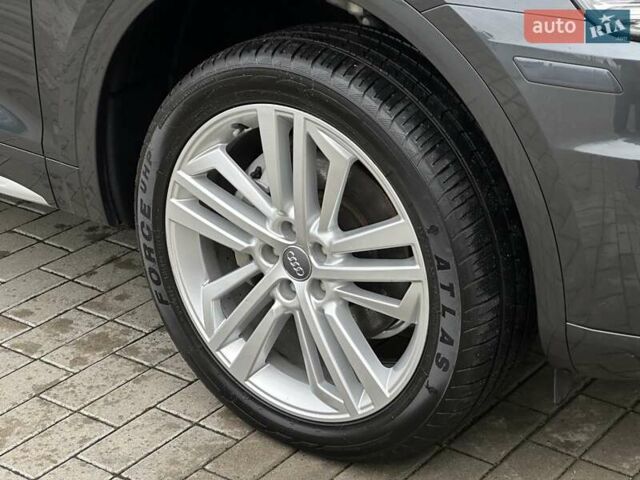Сірий Ауді Ку 5, об'ємом двигуна 1.98 л та пробігом 179 тис. км за 26900 $, фото 11 на Automoto.ua