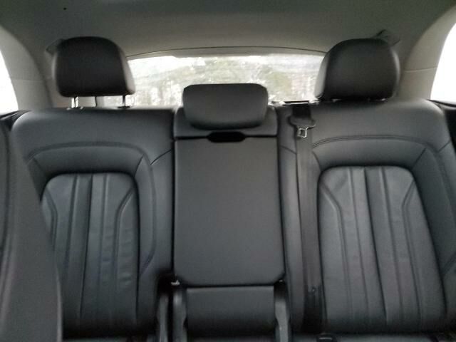 Серый Ауди Ку 5, объемом двигателя 2 л и пробегом 223 тыс. км за 18000 $, фото 9 на Automoto.ua