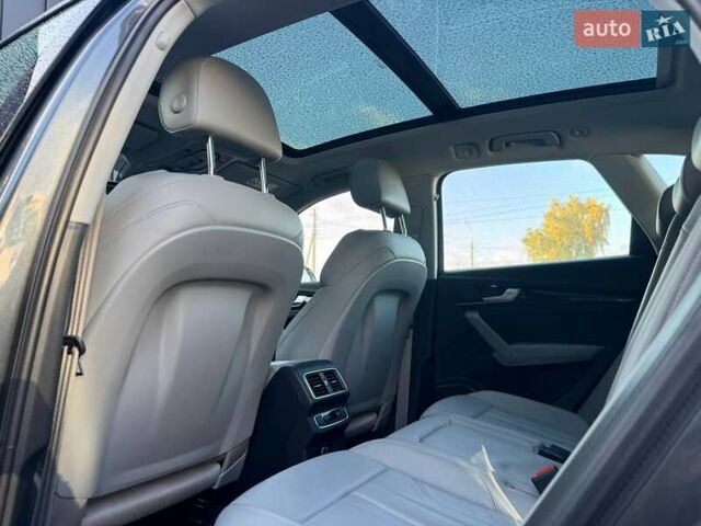 Сірий Ауді Ку 5, об'ємом двигуна 3 л та пробігом 174 тис. км за 40800 $, фото 17 на Automoto.ua