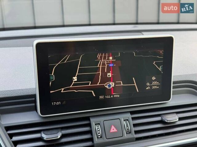 Сірий Ауді Ку 5, об'ємом двигуна 3 л та пробігом 174 тис. км за 40800 $, фото 28 на Automoto.ua