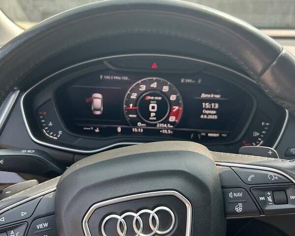 Серый Ауди Ку 5, объемом двигателя 1.98 л и пробегом 118 тыс. км за 24950 $, фото 9 на Automoto.ua