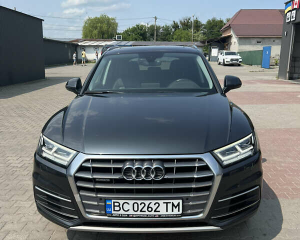 Сірий Ауді Ку 5, об'ємом двигуна 1.98 л та пробігом 111 тис. км за 25900 $, фото 1 на Automoto.ua