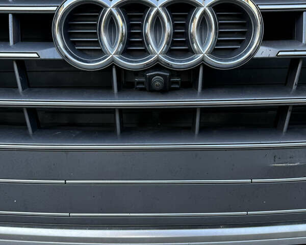 Сірий Ауді Ку 5, об'ємом двигуна 2 л та пробігом 148 тис. км за 20550 $, фото 4 на Automoto.ua