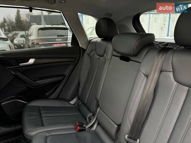 Серый Ауди Ку 5, объемом двигателя 1.98 л и пробегом 189 тыс. км за 23500 $, фото 60 на Automoto.ua