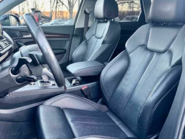 Серый Ауди Ку 5, объемом двигателя 2 л и пробегом 30 тыс. км за 5650 $, фото 6 на Automoto.ua