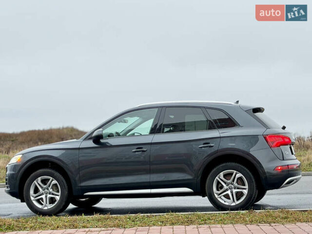 Сірий Ауді Ку 5, об'ємом двигуна 2 л та пробігом 136 тис. км за 24999 $, фото 8 на Automoto.ua