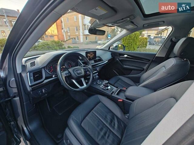 Серый Ауди Ку 5, объемом двигателя 1.98 л и пробегом 120 тыс. км за 22900 $, фото 18 на Automoto.ua