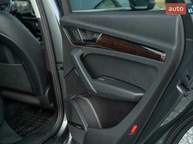 Серый Ауди Ку 5, объемом двигателя 1.98 л и пробегом 127 тыс. км за 27500 $, фото 41 на Automoto.ua