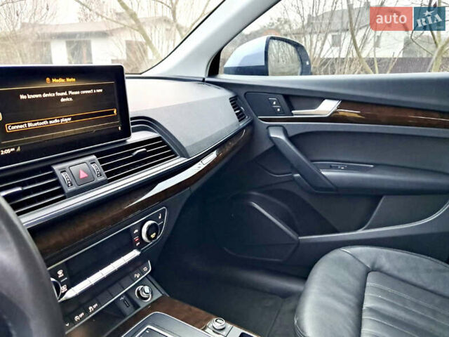 Сірий Ауді Ку 5, об'ємом двигуна 1.98 л та пробігом 147 тис. км за 24900 $, фото 24 на Automoto.ua