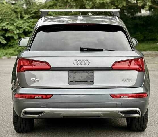 Сірий Ауді Ку 5, об'ємом двигуна 2 л та пробігом 113 тис. км за 19500 $, фото 5 на Automoto.ua