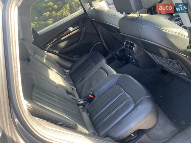 Серый Ауди Ку 5, объемом двигателя 1.98 л и пробегом 157 тыс. км за 14900 $, фото 26 на Automoto.ua